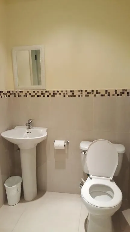 דירה Enfield Apt 12, Executive Suites Ja - Palms