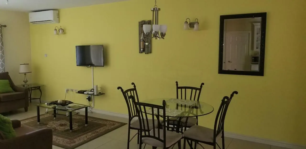 Enfield Apt 12, Executive Suites Ja - Palms